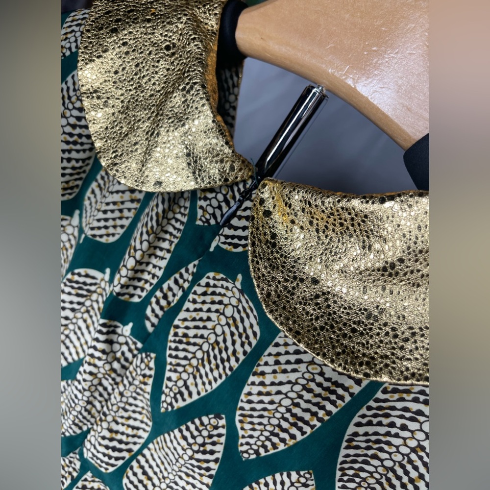 V: Shell Collection Blouse - image 3